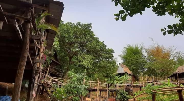 Tree Lodge Banlung Eksteriør bilde