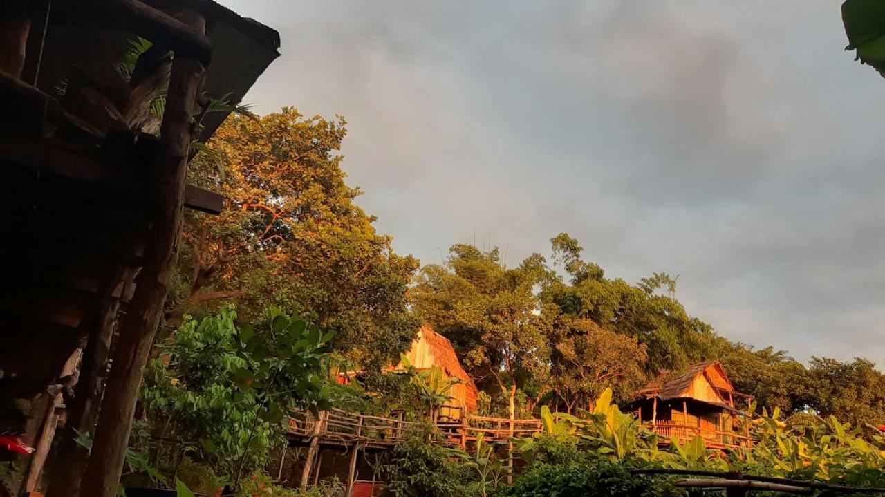 Tree Lodge Banlung Eksteriør bilde