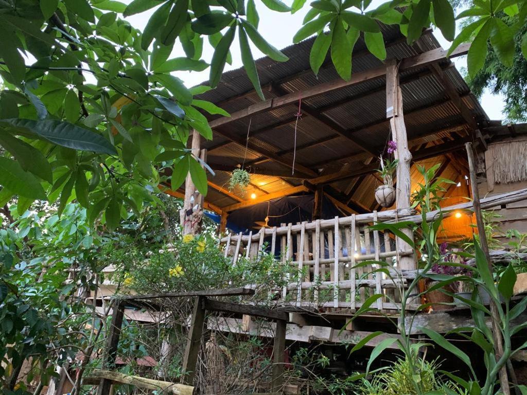 Tree Lodge Banlung Eksteriør bilde